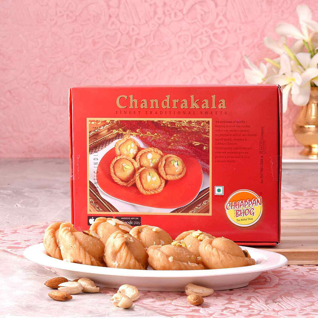 Tradtional Sweet Box Of Chandrakala