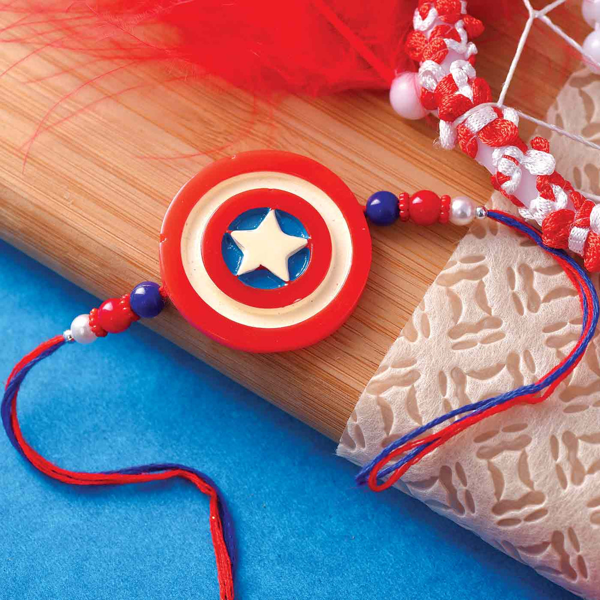 Marvel Faces Lanyard with Captain America Shield