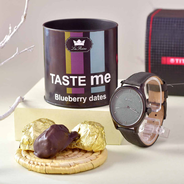 Amazing Valentine Hamper With Watch & Chocolate Dates