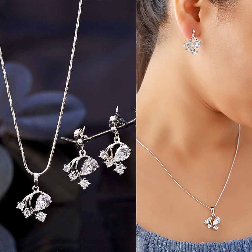 Adorable Earrings & Pendant Set