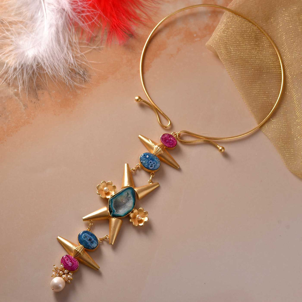 Gold Polished Hasli Pink Agate Necklace