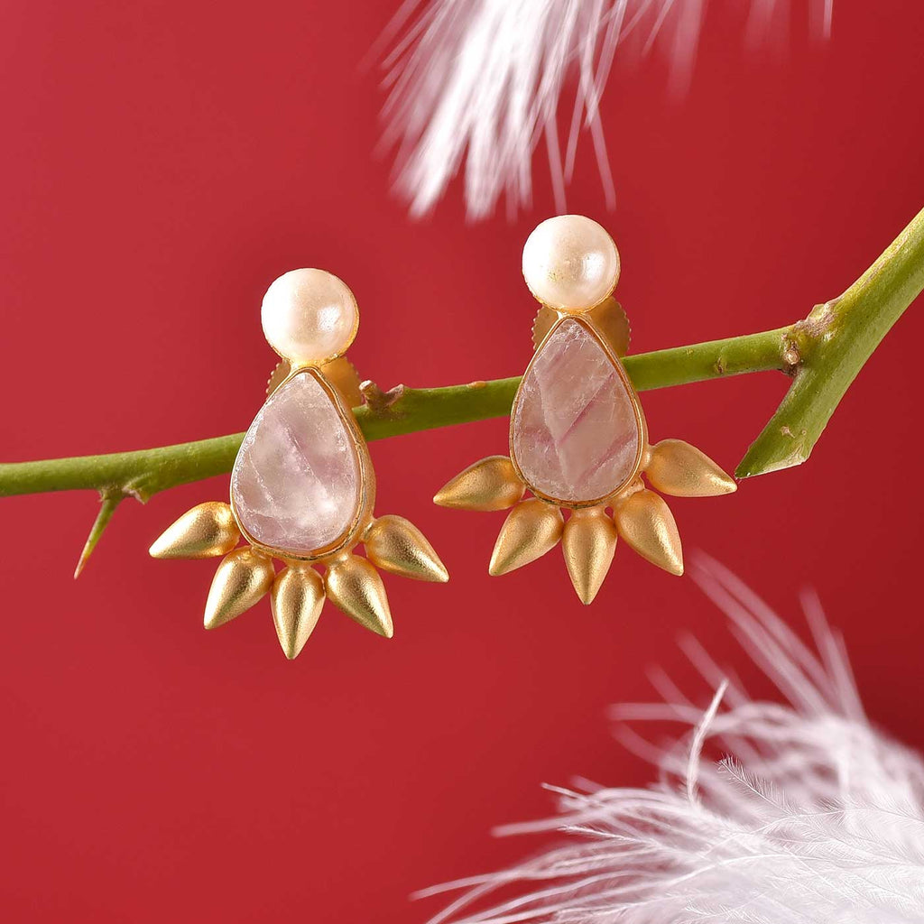 Exquisite Button Pearl Earrings