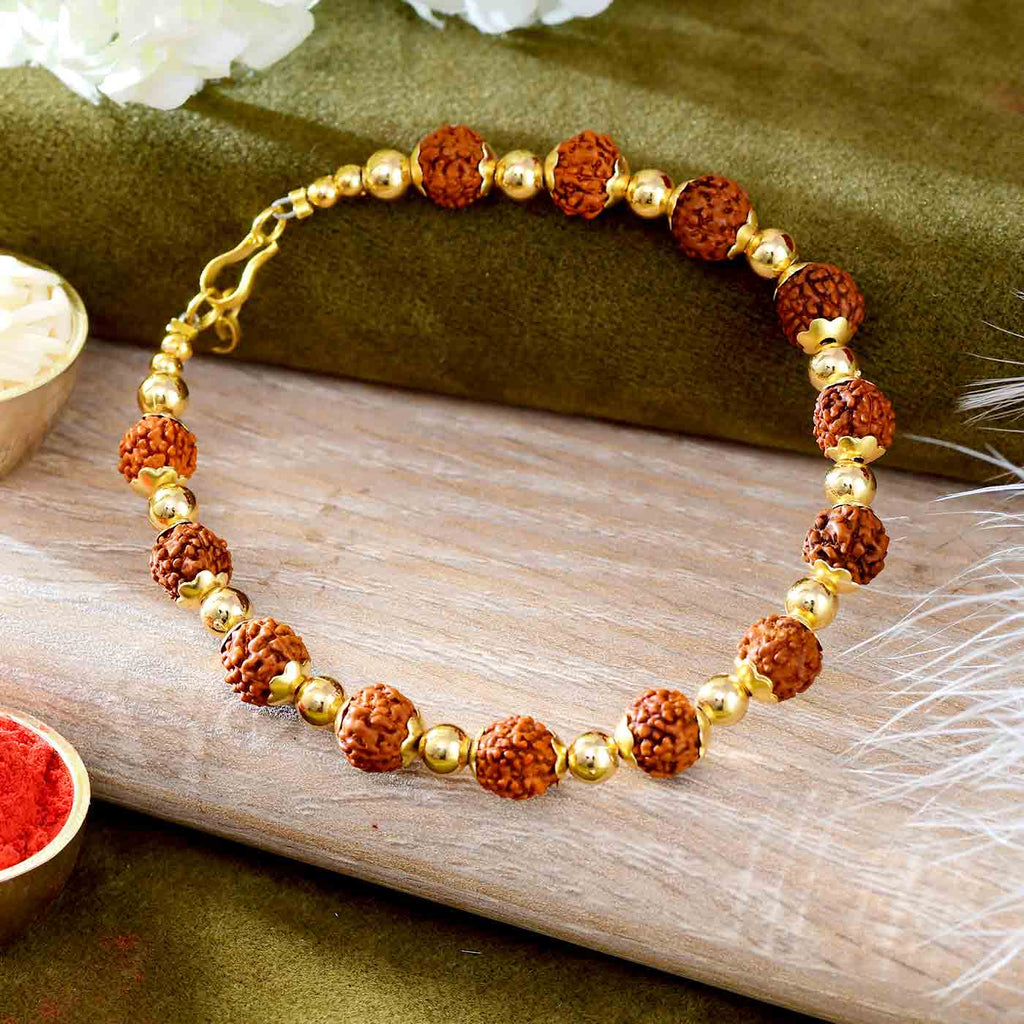 Amazon.com: SHIVALOKA 5 Mukhi Rudraksha Bracelet Combo of 2 | Five Faced  Brown Rudraksha Beads | Natural and Original | 8.00 mm Bead Size |  Stretchable | Free Size | For Men and Women Regular Wear : Handmade Products