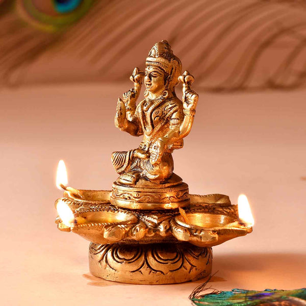 Goddess Lakshmi 4 Sided Diya Idol